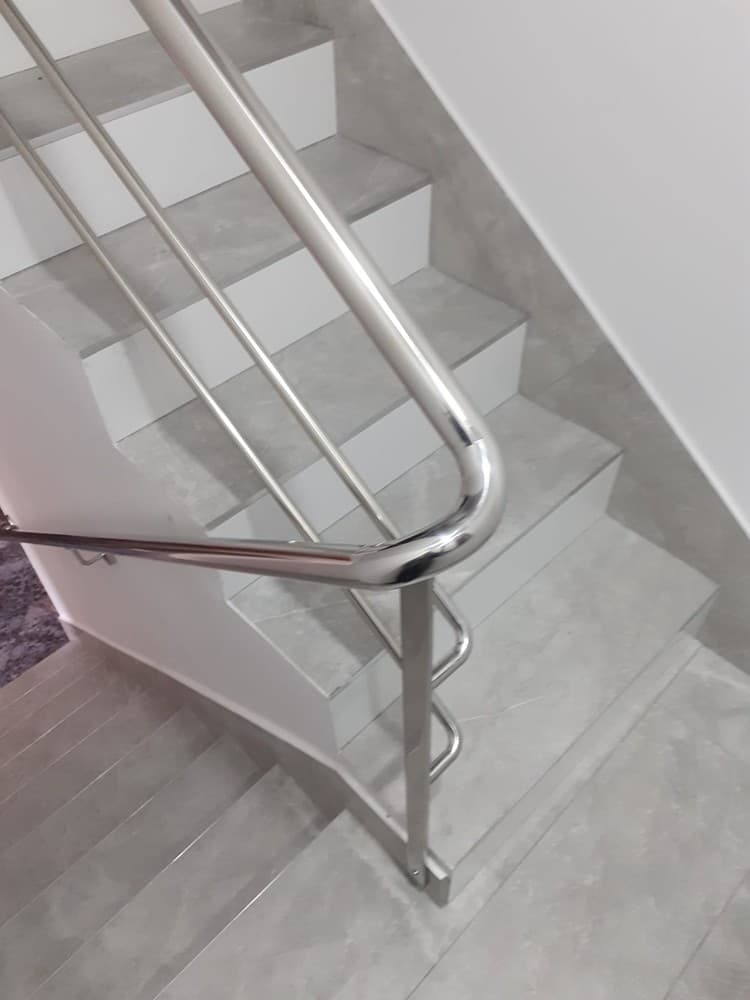 Fabricación e instalación de acero inoxidable en A Coruña