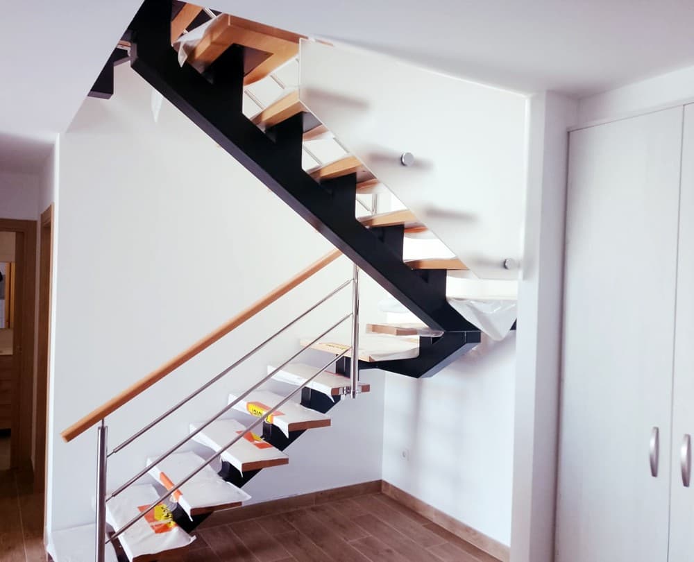 Servicios de carpintería metálica en A Coruña